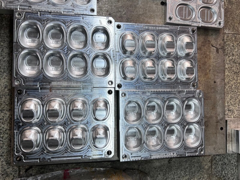 custom-pvc-mold-service (2)