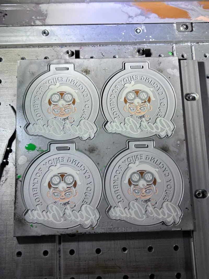 pvc-keychain-metal-mold